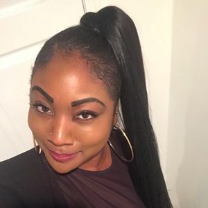 Meet your Posher, Kelli